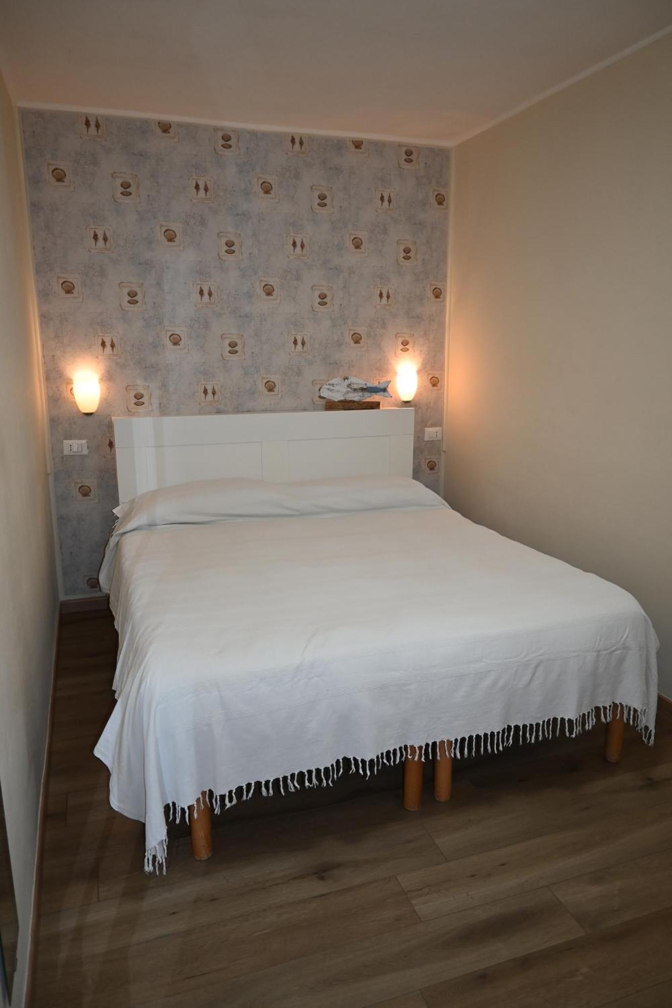 Residence Il Mandorlo Lacona Extérieur photo
