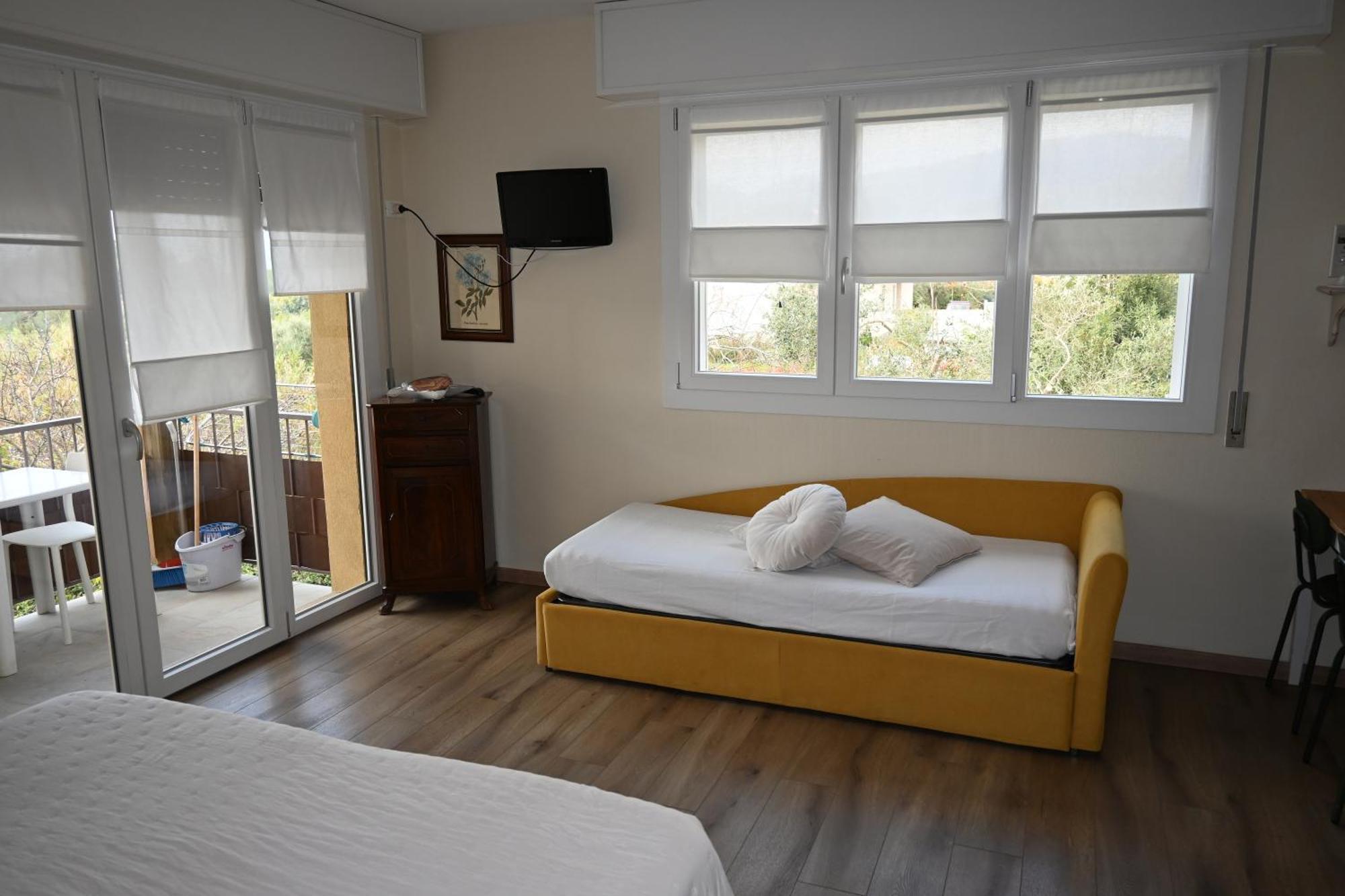 Residence Il Mandorlo Lacona Extérieur photo